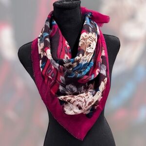 Worthington vintage 100% 
 wool scarf